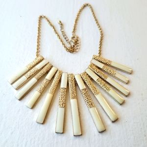 NWOTs two tone grid necklace